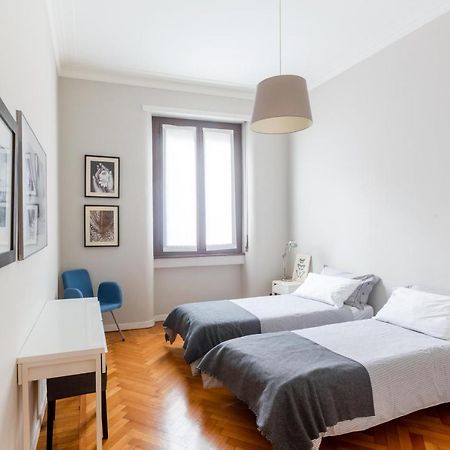 Spacious And Brilliant Apartment In Duomo By Easylife Milão Exterior foto