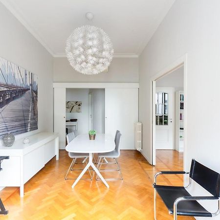 Spacious And Brilliant Apartment In Duomo By Easylife Milão Exterior foto